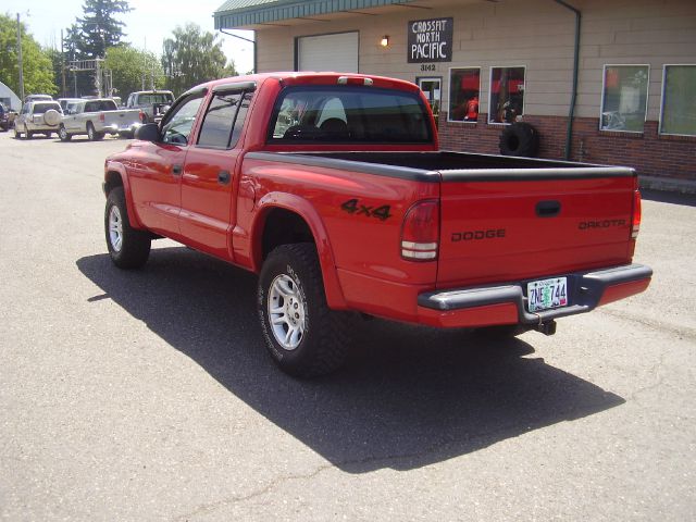 2003 Dodge Dakota 4dr LX 4WD Auto