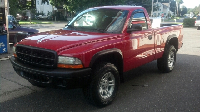 2003 Dodge Dakota Wolfsburg Edition Sedan