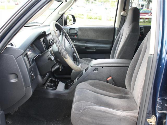 2004 Dodge Dakota SLT