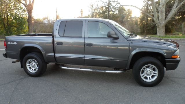 2004 Dodge Dakota 4dr LX 4WD Auto