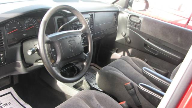 2004 Dodge Dakota ES Sport