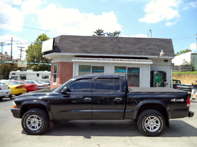 2004 Dodge Dakota 4dr LX 4WD Auto