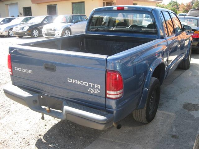 2004 Dodge Dakota ES Sport