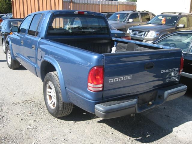 2004 Dodge Dakota ES Sport