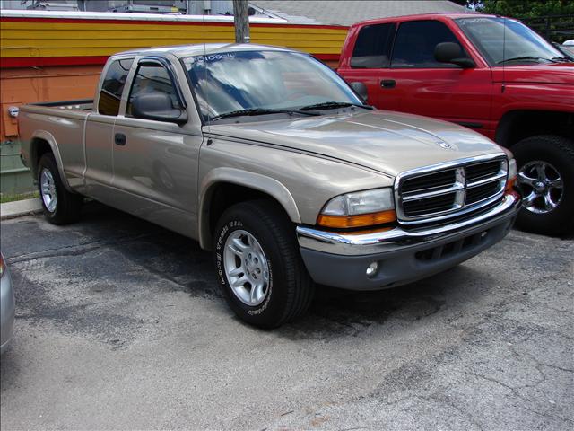 2004 Dodge Dakota SLT