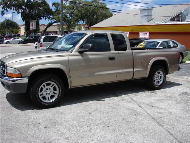 2004 Dodge Dakota SLT