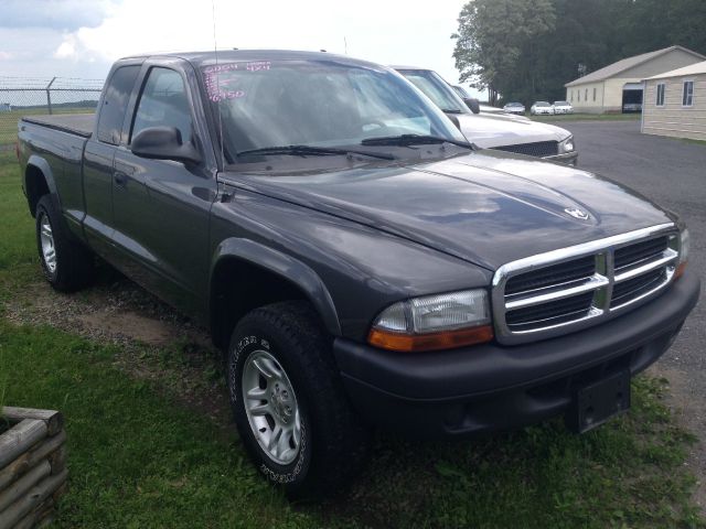 2004 Dodge Dakota 2dr Sport Coupe AMG