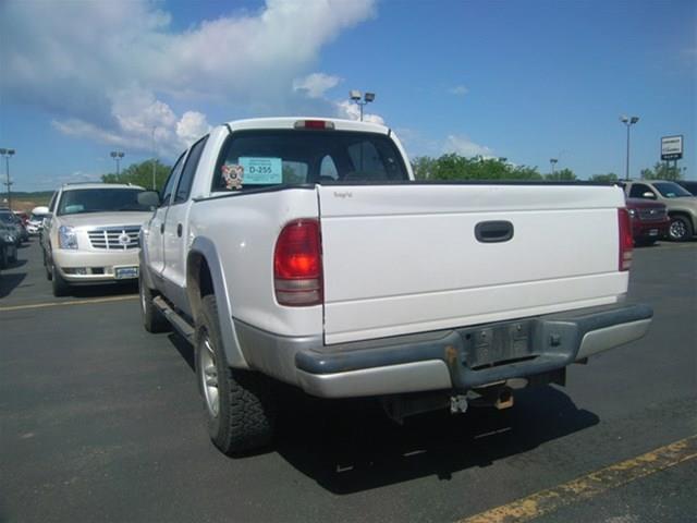 2004 Dodge Dakota SLT