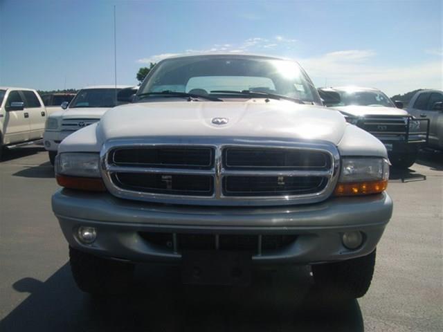 2004 Dodge Dakota SLT