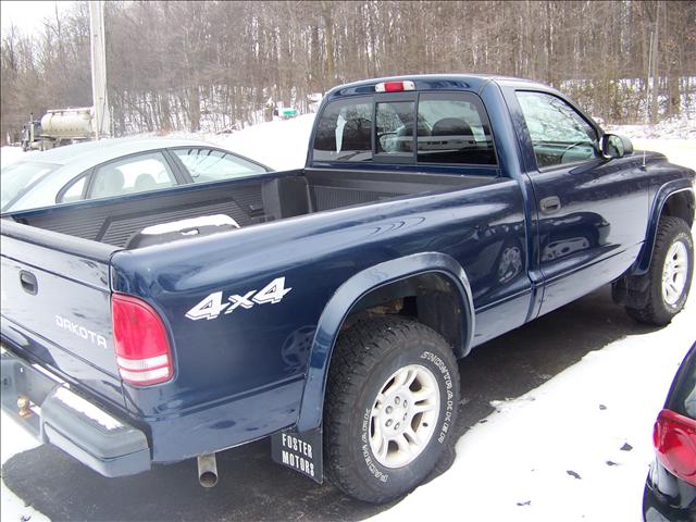 2004 Dodge Dakota ES Sport