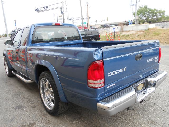 2004 Dodge Dakota AUTO Sport