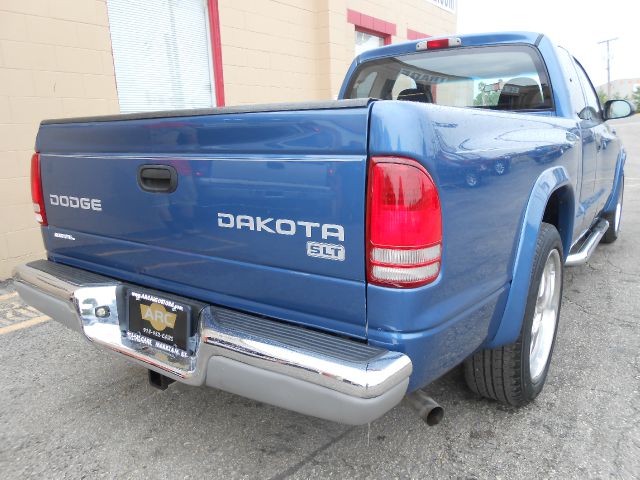 2004 Dodge Dakota AUTO Sport