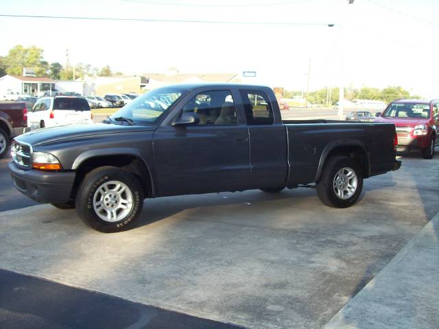 2004 Dodge Dakota S