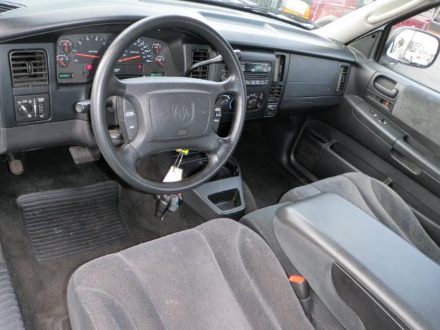 2004 Dodge Dakota SLT