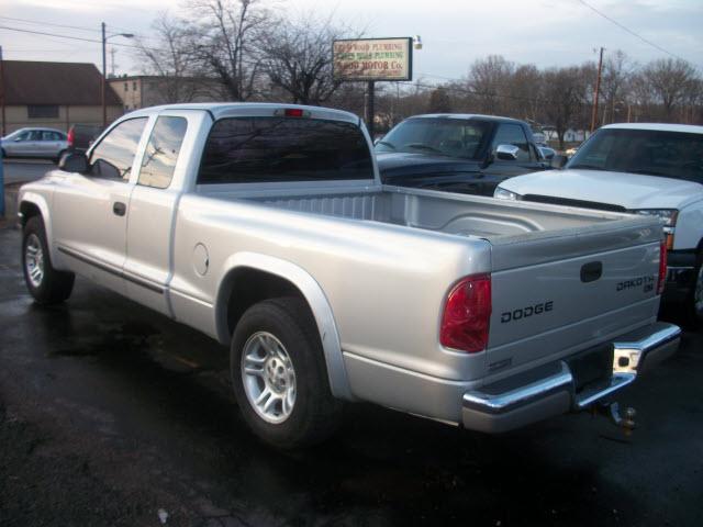 2004 Dodge Dakota SLT