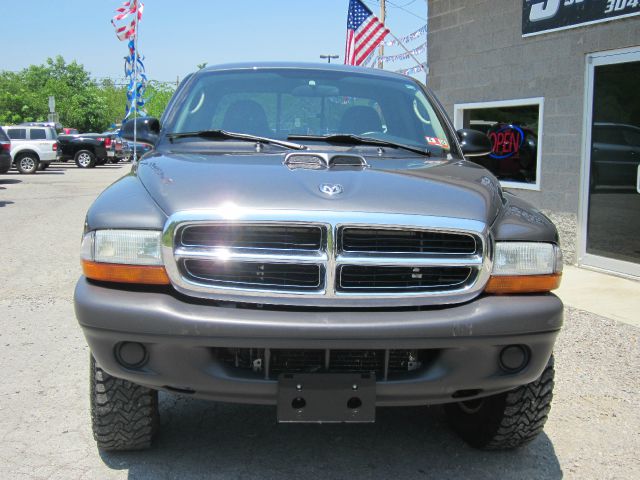 2004 Dodge Dakota 2dr Sport Coupe AMG