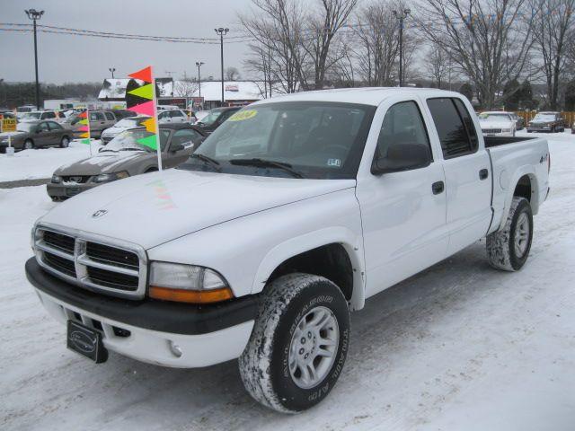 2004 Dodge Dakota 4dr LX 4WD Auto