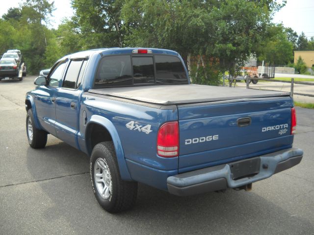 2004 Dodge Dakota 4dr LX 4WD Auto