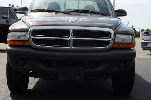 2004 Dodge Dakota 4dr Sdn V6 CVT 3.5 SV W/premium Pkg