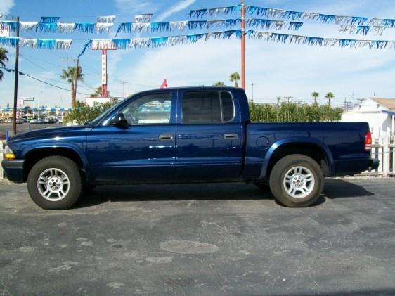 2004 Dodge Dakota ES Sport