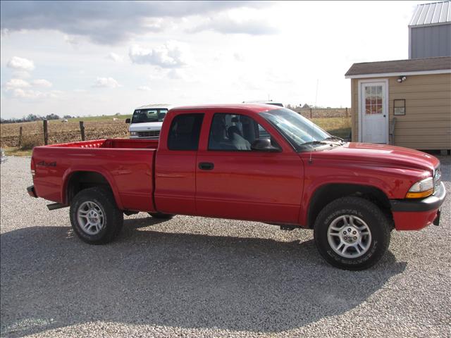 2004 Dodge Dakota ES Sport