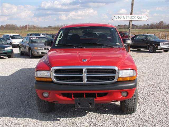 2004 Dodge Dakota ES Sport