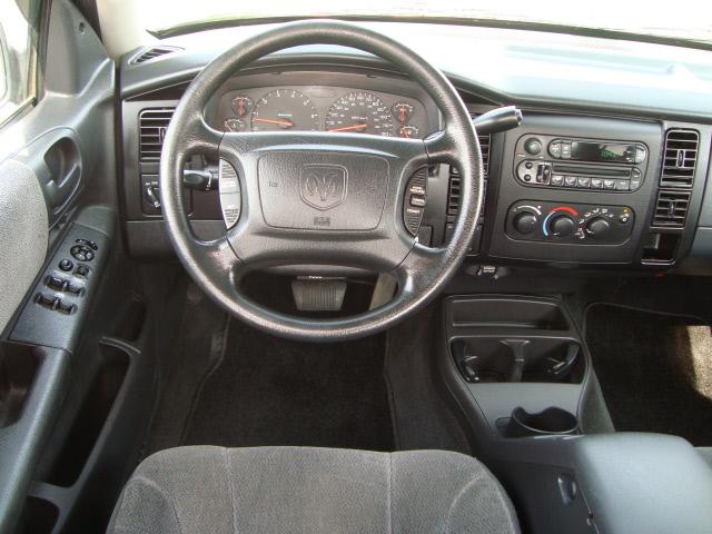 2004 Dodge Dakota EDGE