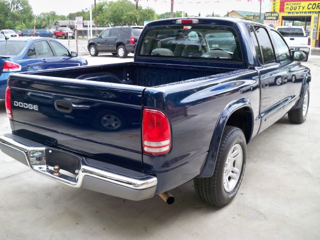 2004 Dodge Dakota LS ES