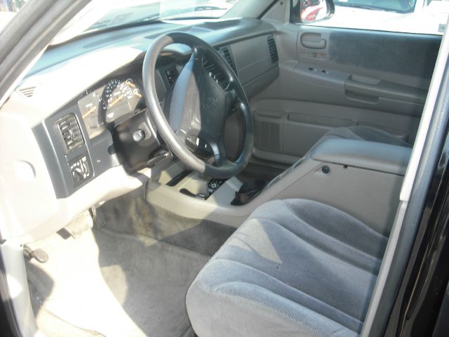 2004 Dodge Dakota 4dr LX 4WD Auto