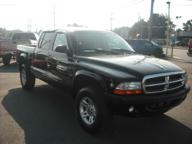 2004 Dodge Dakota 4dr LX 4WD Auto