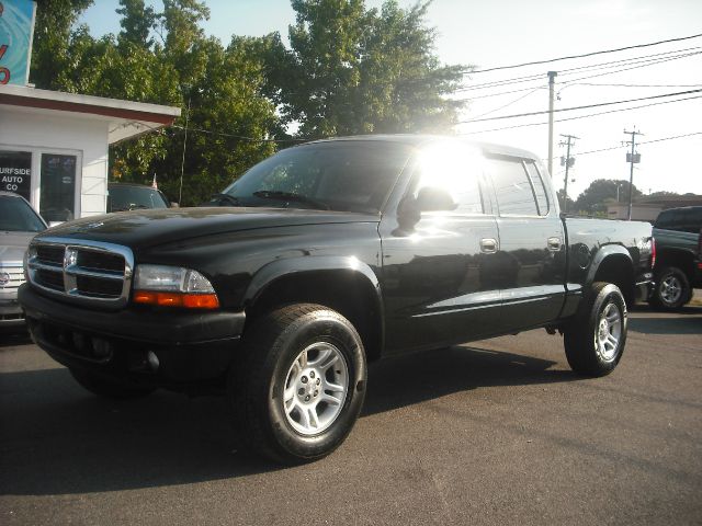 2004 Dodge Dakota 4dr LX 4WD Auto