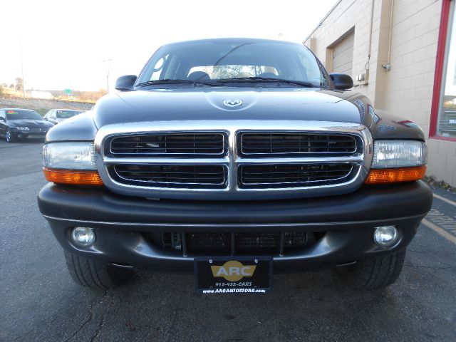 2004 Dodge Dakota 4dr LX 4WD Auto