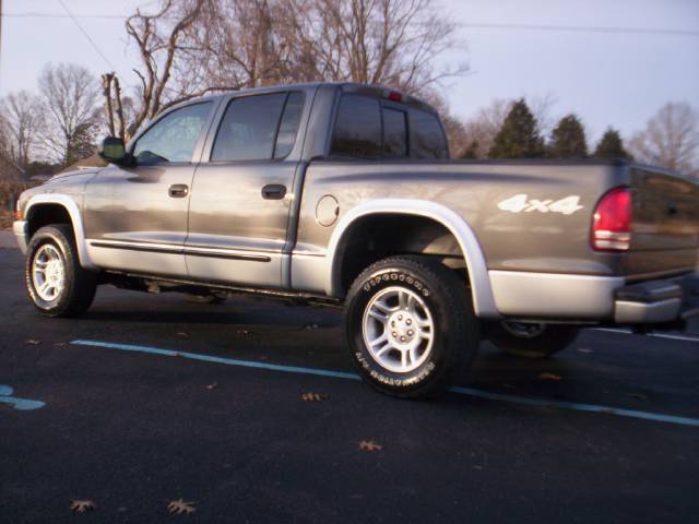 2004 Dodge Dakota SLT