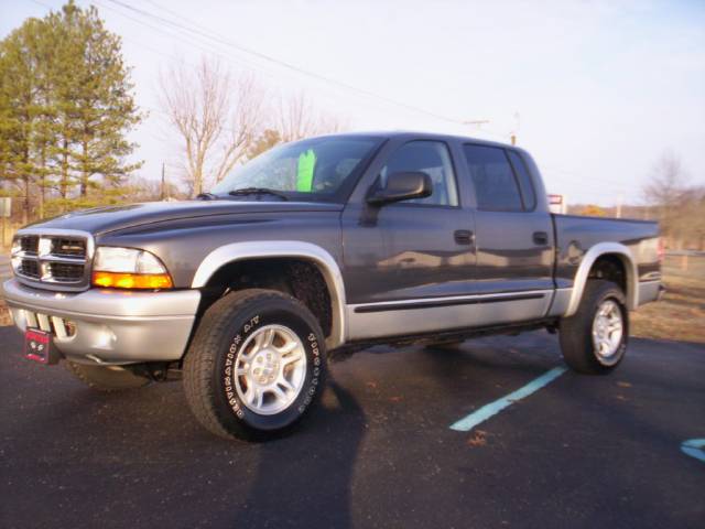 2004 Dodge Dakota SLT