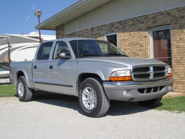 2004 Dodge Dakota SLT