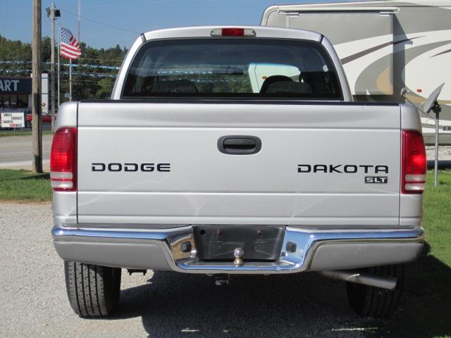 2004 Dodge Dakota SLT