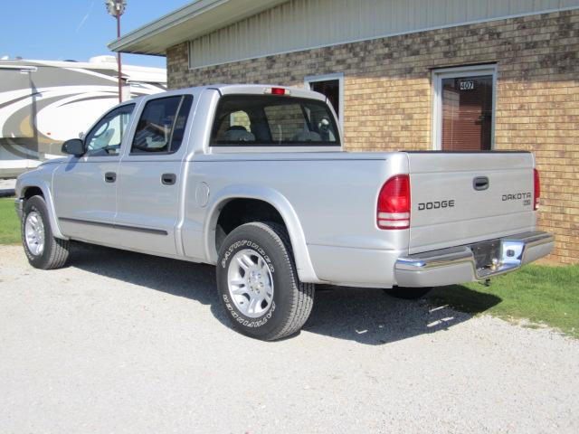 2004 Dodge Dakota SLT