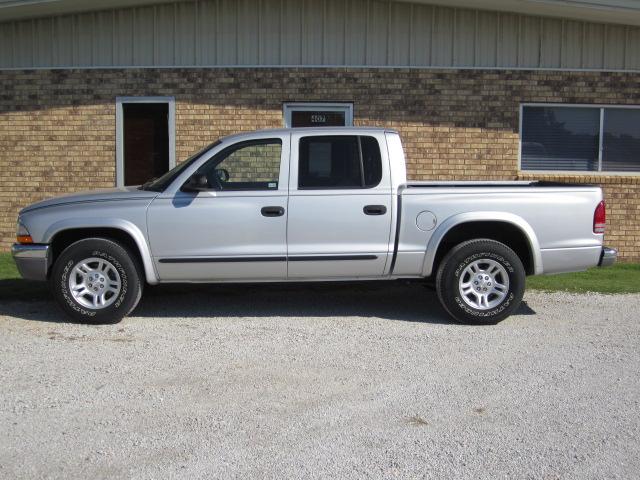 2004 Dodge Dakota SLT