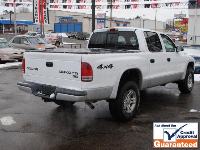 2004 Dodge Dakota SLT