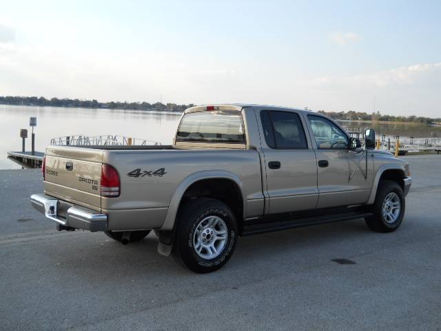 2004 Dodge Dakota Aspen