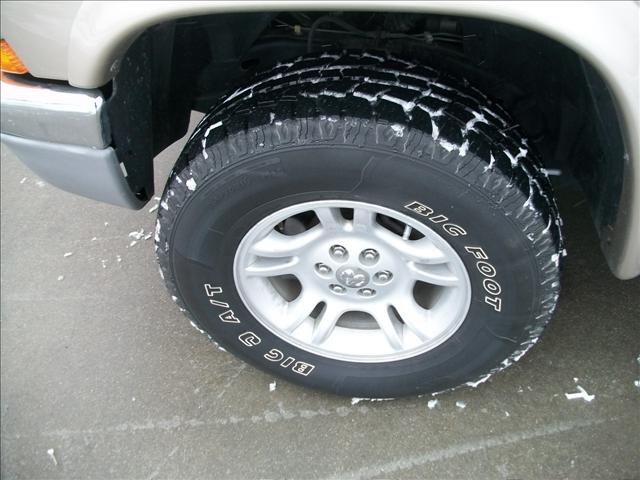 2004 Dodge Dakota SLT