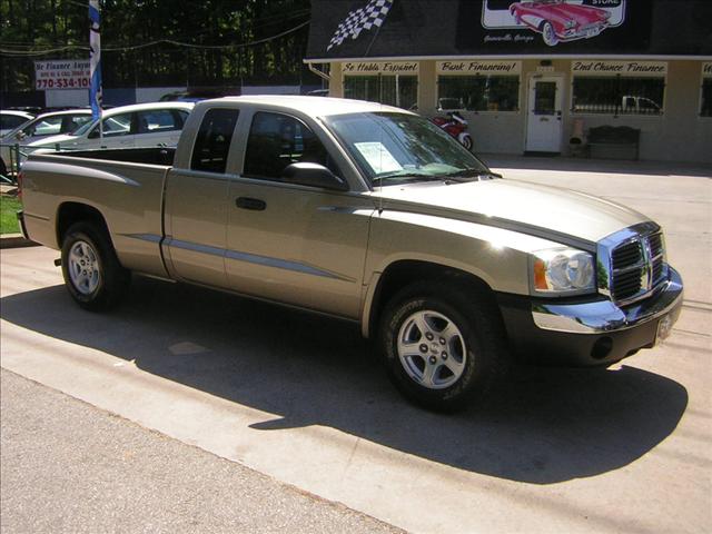 2005 Dodge Dakota SLT