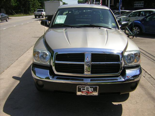 2005 Dodge Dakota SLT