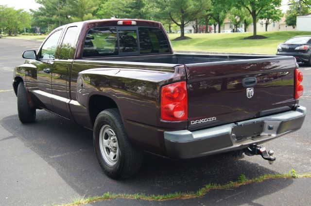 2005 Dodge Dakota 323ci Rtible