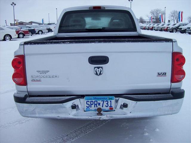 2005 Dodge Dakota SLT