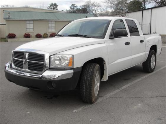 2005 Dodge Dakota SLT