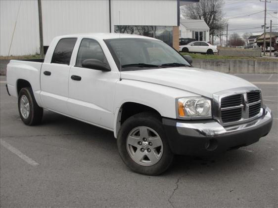 2005 Dodge Dakota SLT