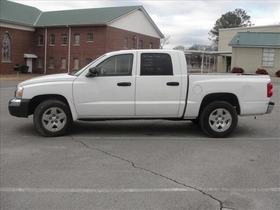 2005 Dodge Dakota SLT