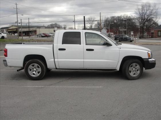 2005 Dodge Dakota SLT