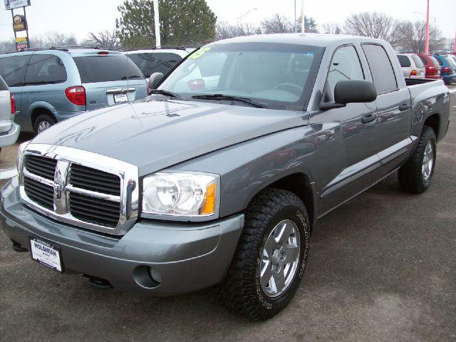 2005 Dodge Dakota SL2